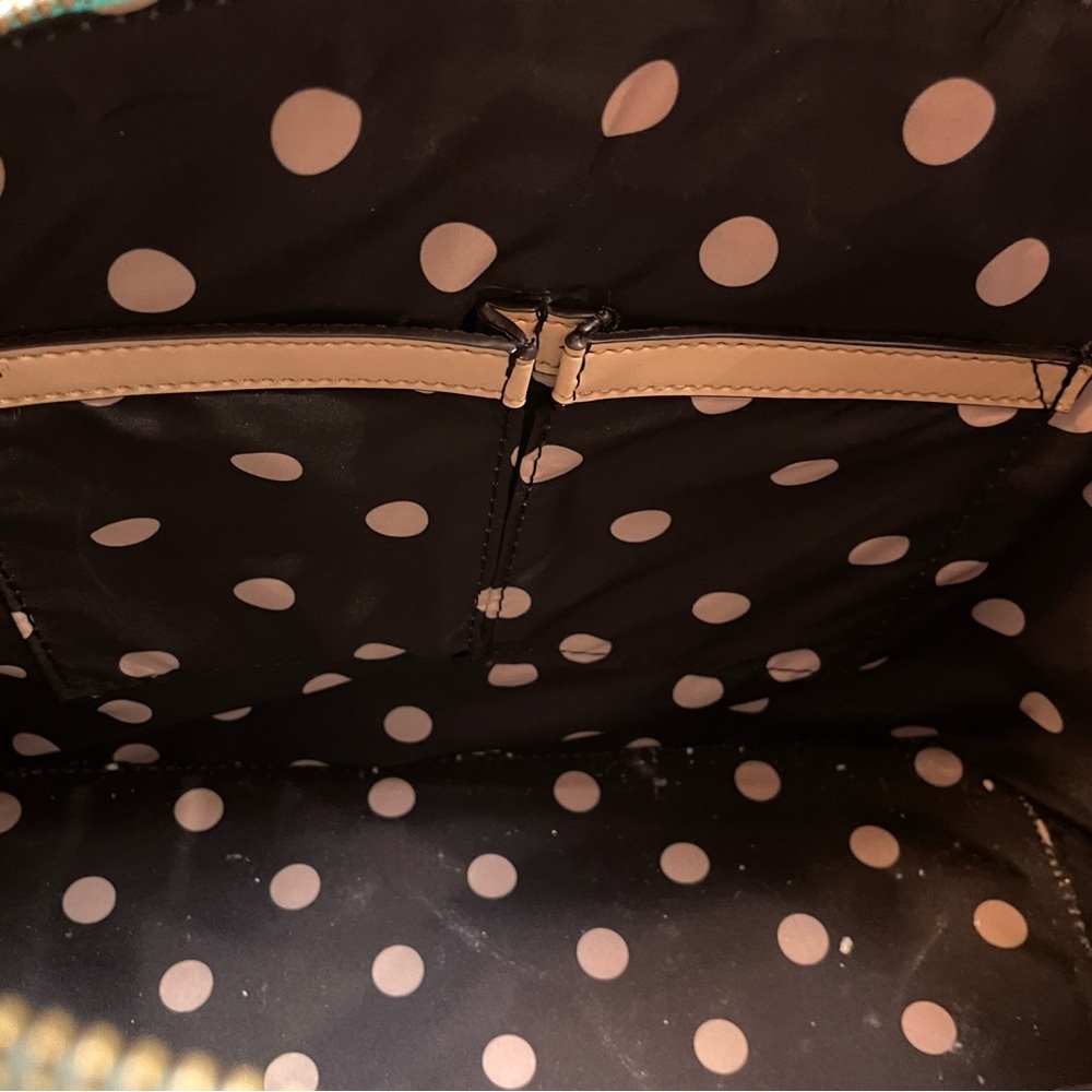 Sweet Debut Dome Quilted Patent Leather Bag - Picture 9 of 12